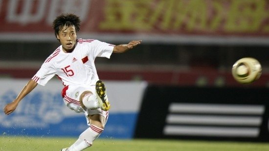 目前尤文在国际足联的积分系数为52，那不勒斯为42。